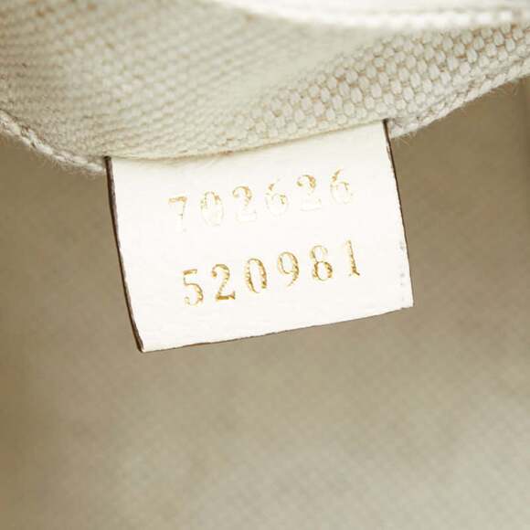 GUCCI Authentic Black Leather GG Marmont Shoulder Bag - Picture 8 of 9